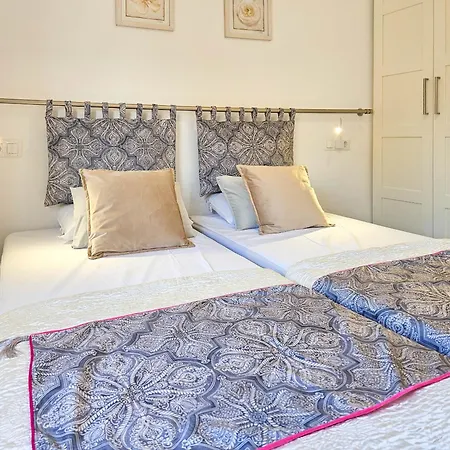 One Bedroom * فوينخيرولا