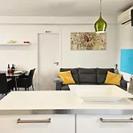 One Bedroom Apartment *
