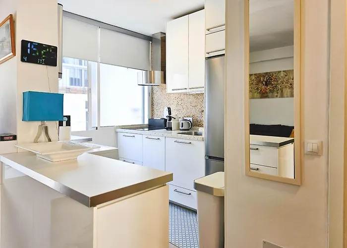 One Bedroom Apartment