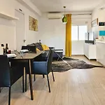 One Bedroom 公寓 丰希罗拉